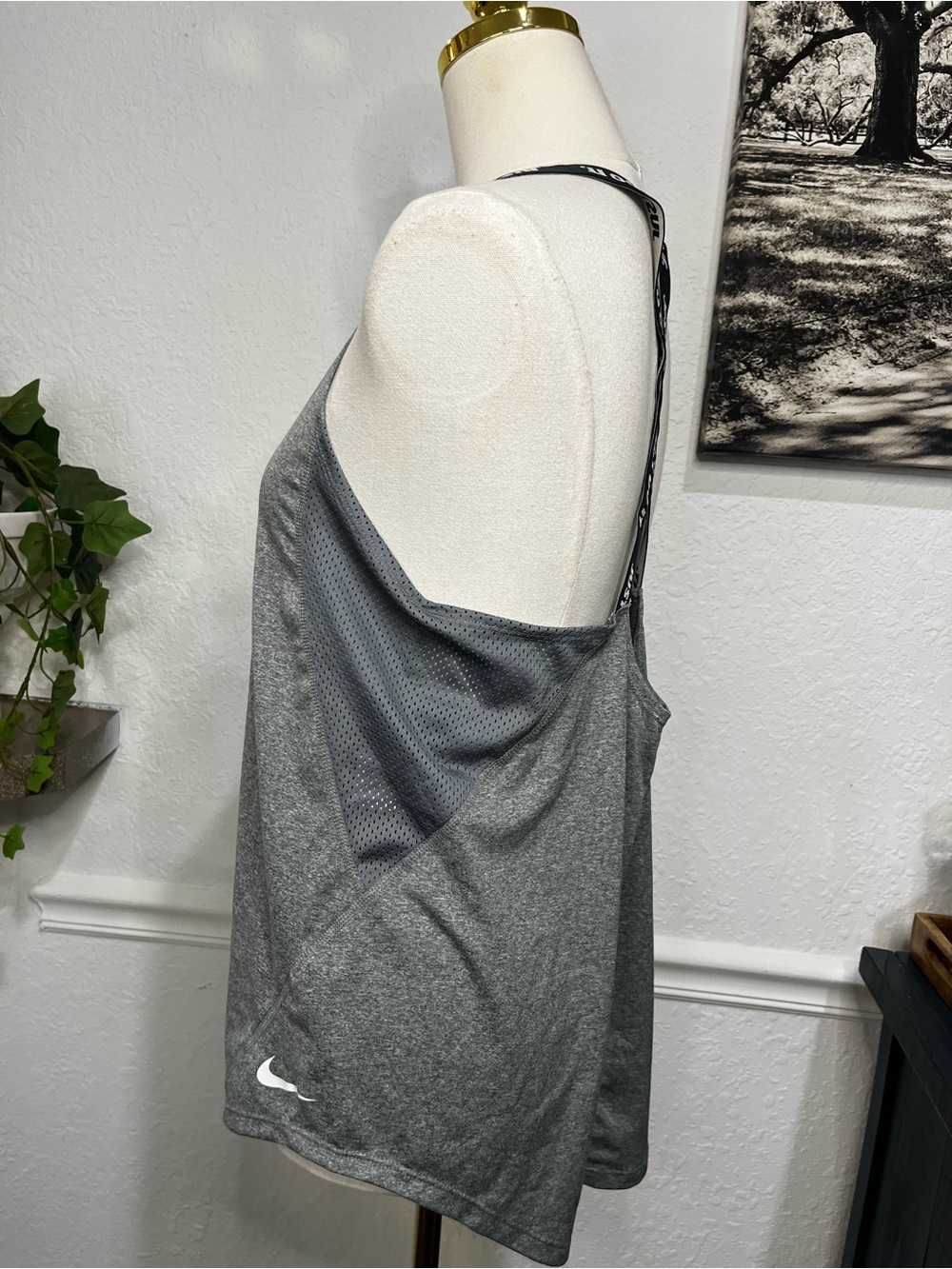 NWT Nike Gray & Black Dri-Fit Training Large Racerback Performance Tank - Picture 4 of 10